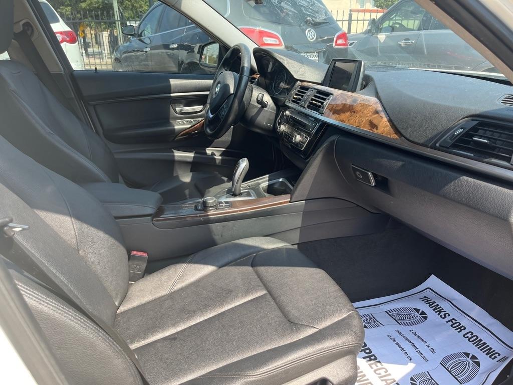 BMW 3-Series 328i Sedan 2014