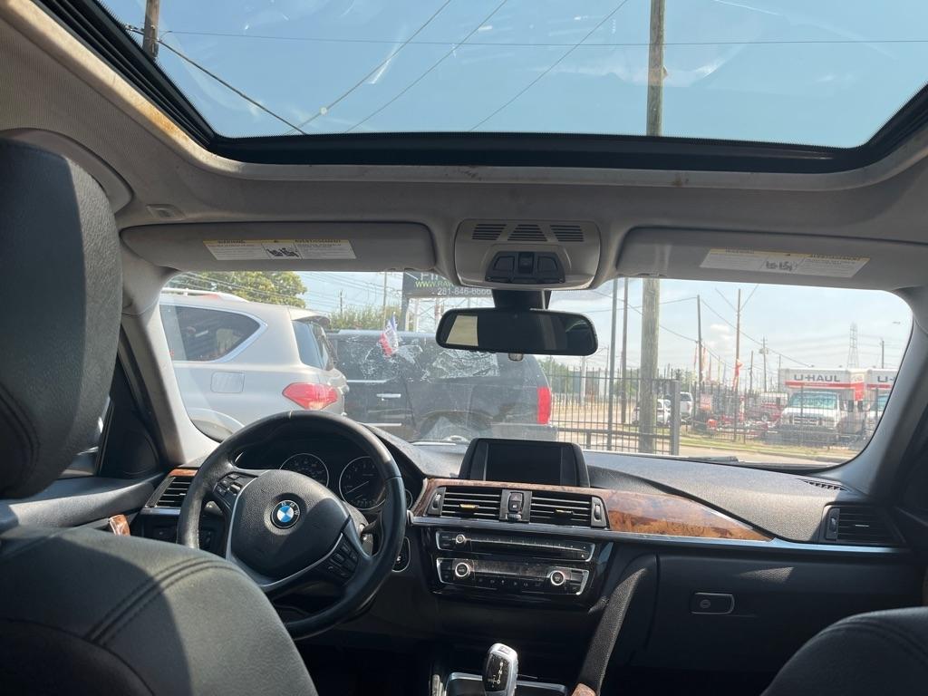 BMW 3-Series 328i Sedan 2014