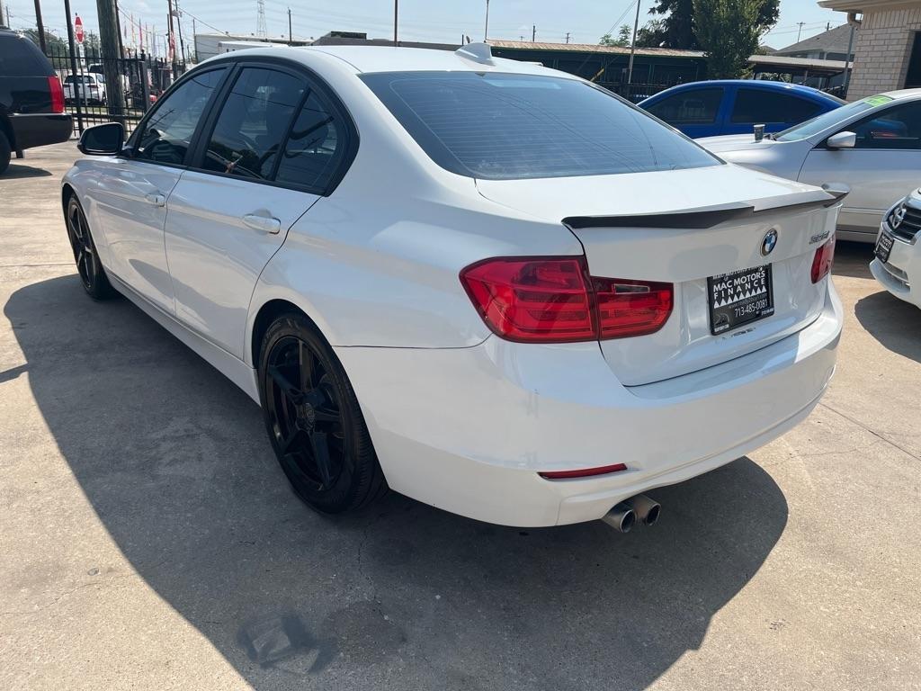 BMW 3-Series 328i Sedan 2014