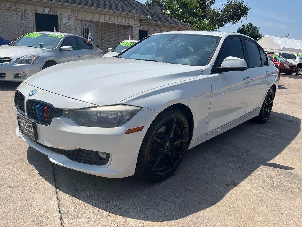 BMW 3-Series 328i Sedan 2014