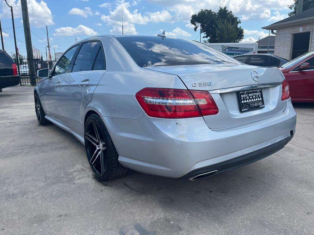 Mercedes-Benz E-Class E350 Sedan 2010