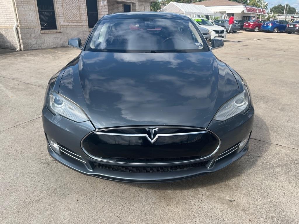 Tesla Model S Signature 2012