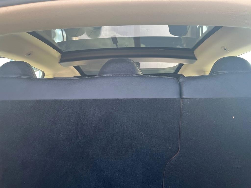 Tesla Model S Signature 2012