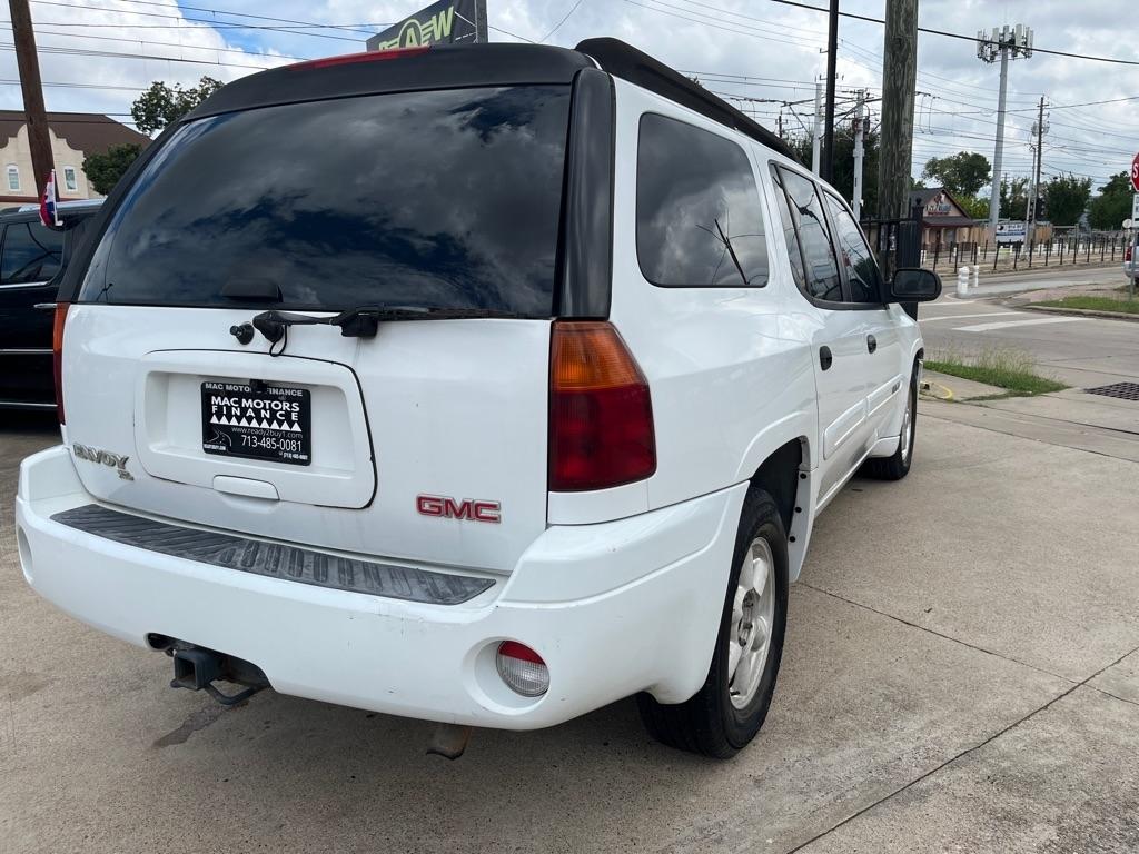 GMC Envoy XL SLE 2WD 2005