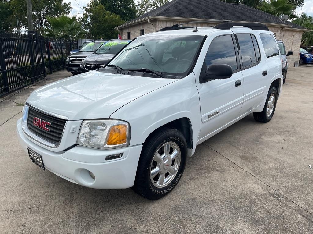 GMC Envoy XL SLE 2WD 2005
