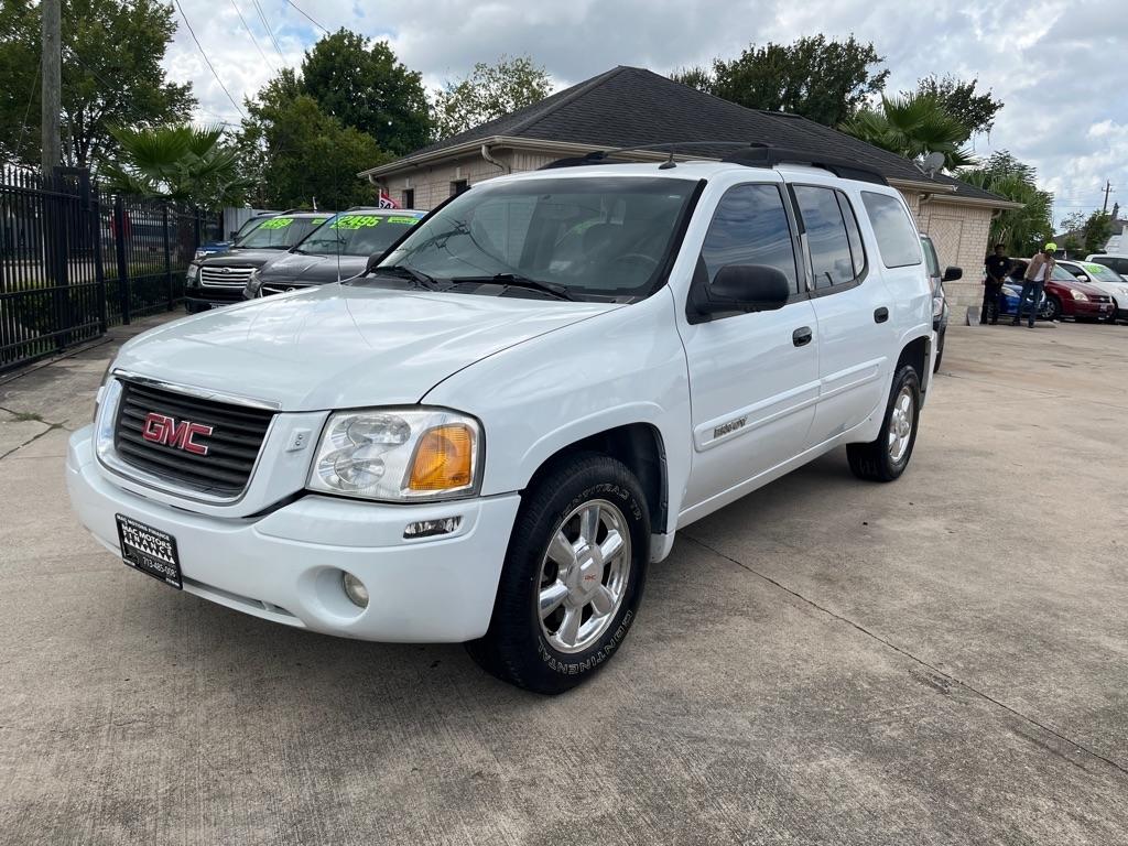 GMC Envoy XL SLE 2WD 2005