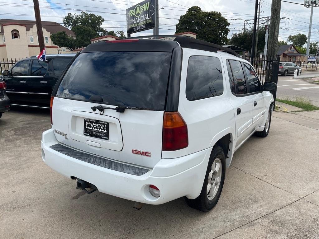 GMC Envoy XL SLE 2WD 2005