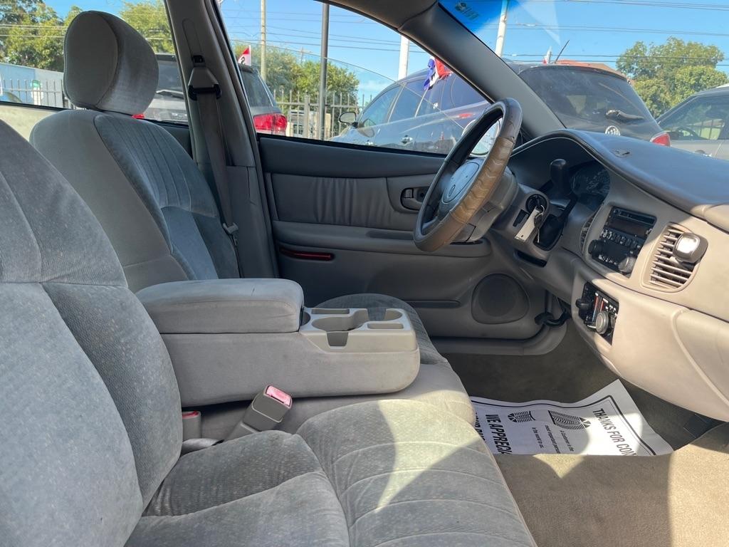 Buick Century Sedan 2005
