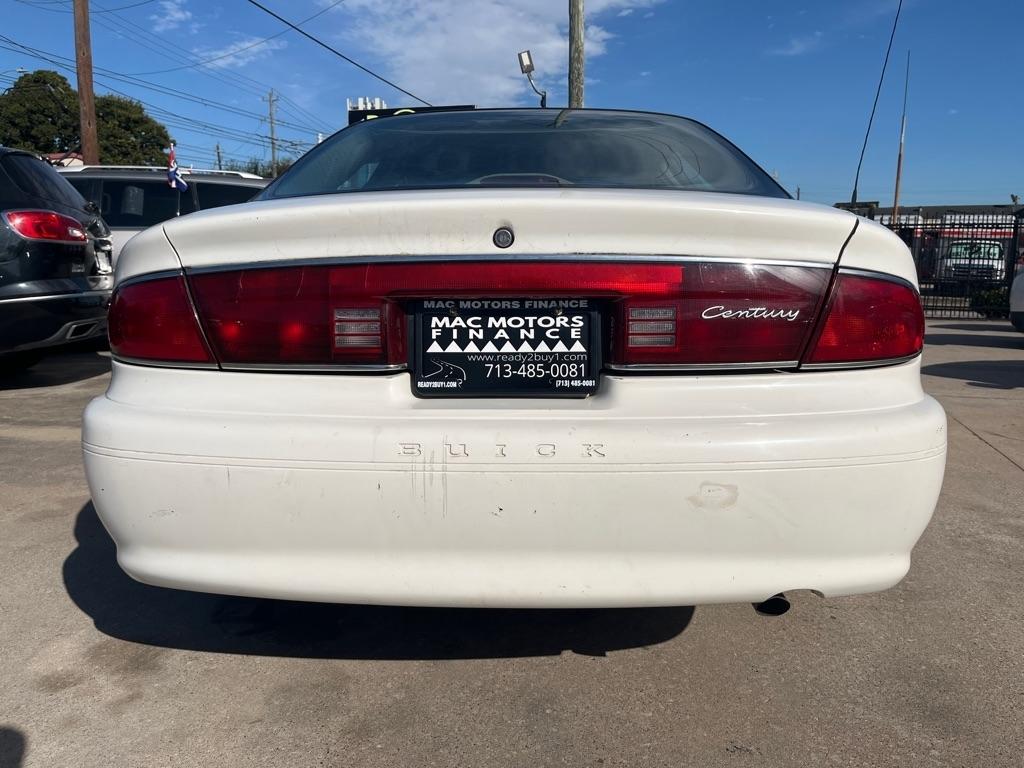 Buick Century Sedan 2005