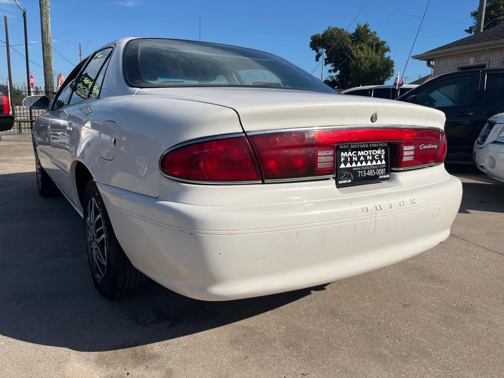 Buick Century Sedan 2005