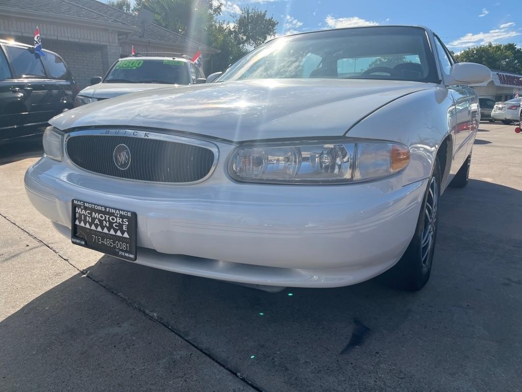 Buick Century Sedan 2005