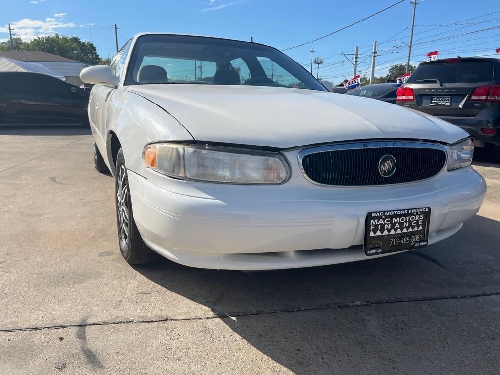 Buick Century Sedan 2005