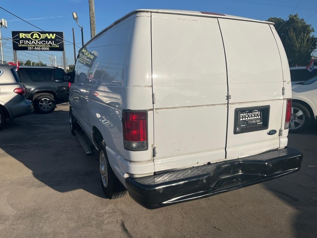 Ford Econoline E-150 2012
