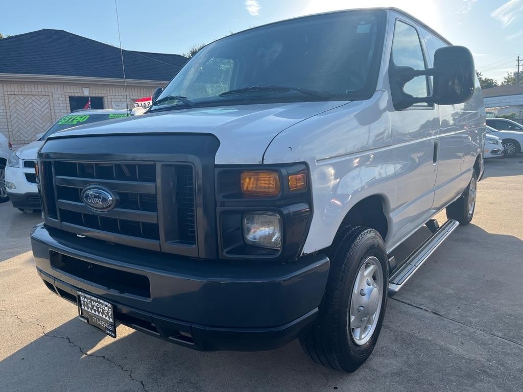 Ford Econoline E-150 2012