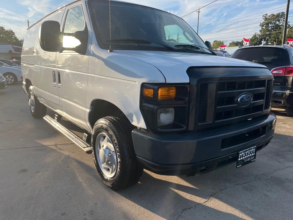 Ford Econoline E-150 2012