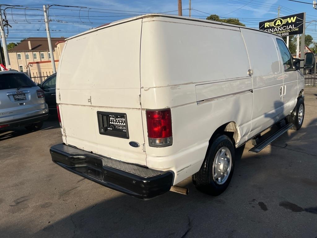 Ford Econoline E-150 2012