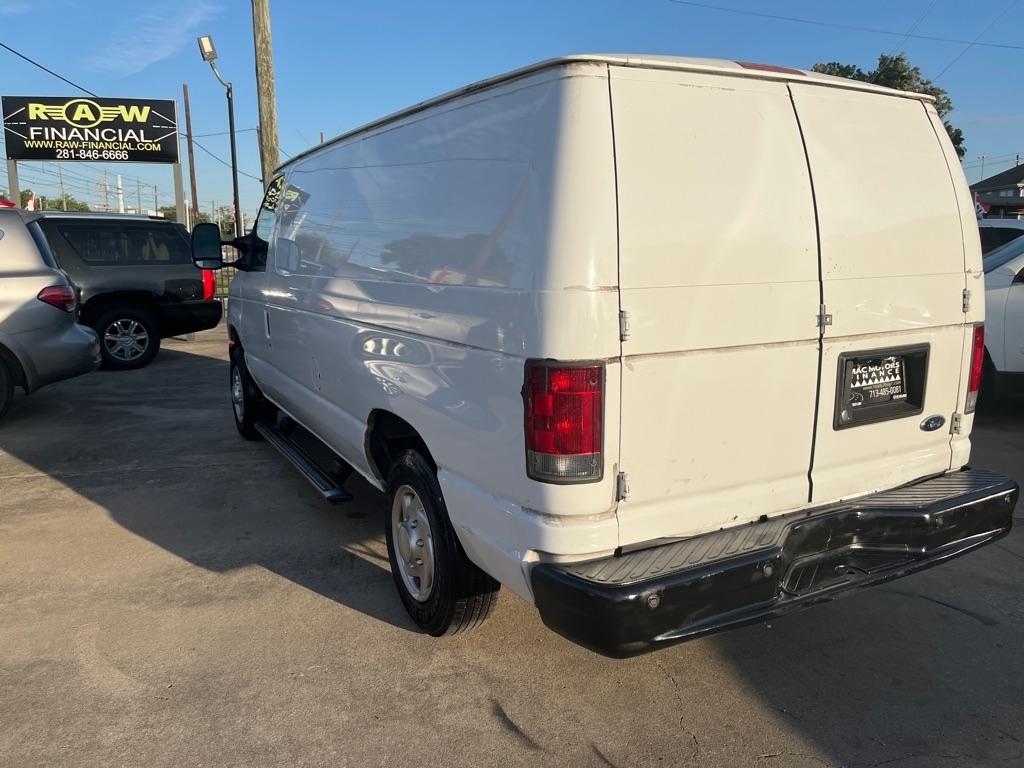 Ford Econoline E-150 2012