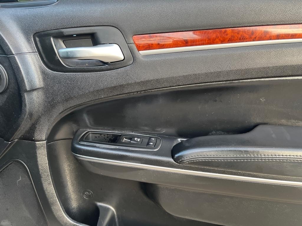 Chrysler 300 RWD 2014