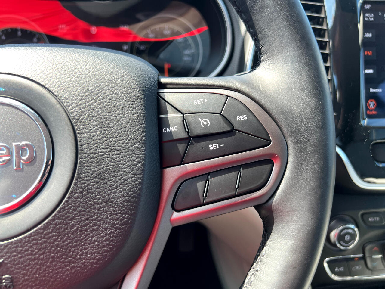 Jeep Cherokee 4dr Limited 2020 Jeep Cherokee 4dr Limited 2020