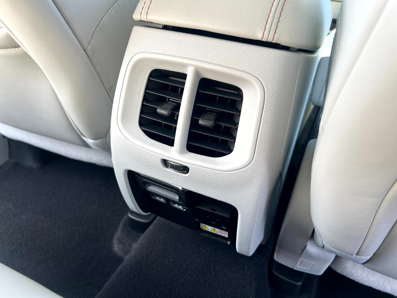 Jeep Cherokee 4dr Limited 2020 Jeep Cherokee 4dr Limited 2020