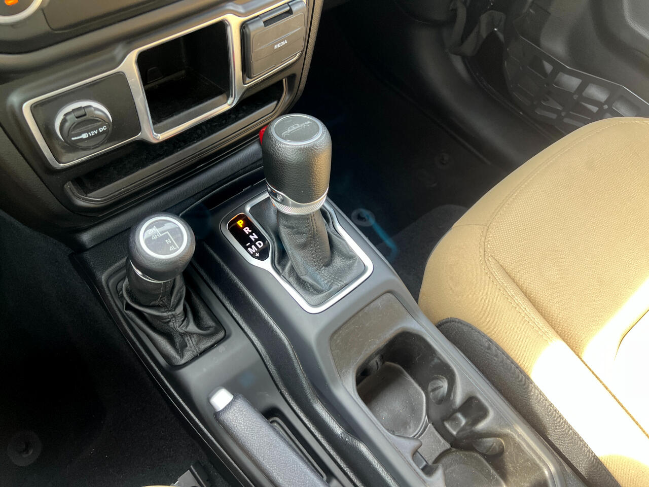 Jeep Gladiator Willys Sport 4x4 2021 Jeep Gladiator Willys Sport 4x4 2021