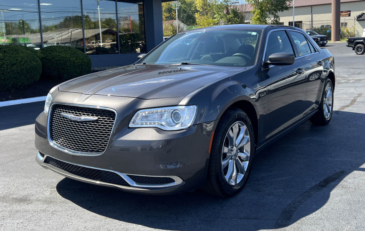 Chrysler 300 Touring AWD 2020 Chrysler 300 Touring AWD 2020
