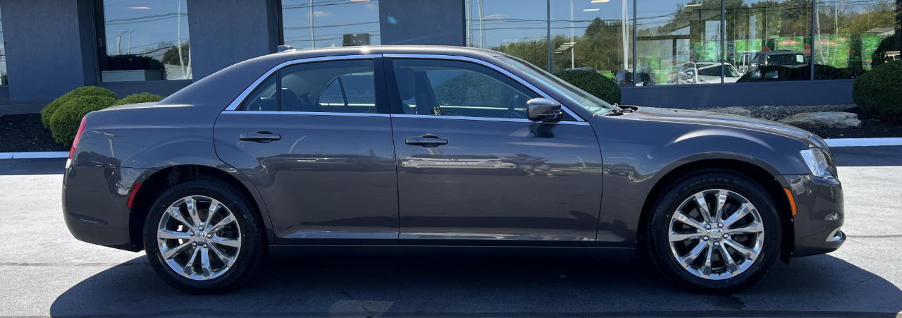 Chrysler 300 Touring AWD 2020 Chrysler 300 Touring AWD 2020
