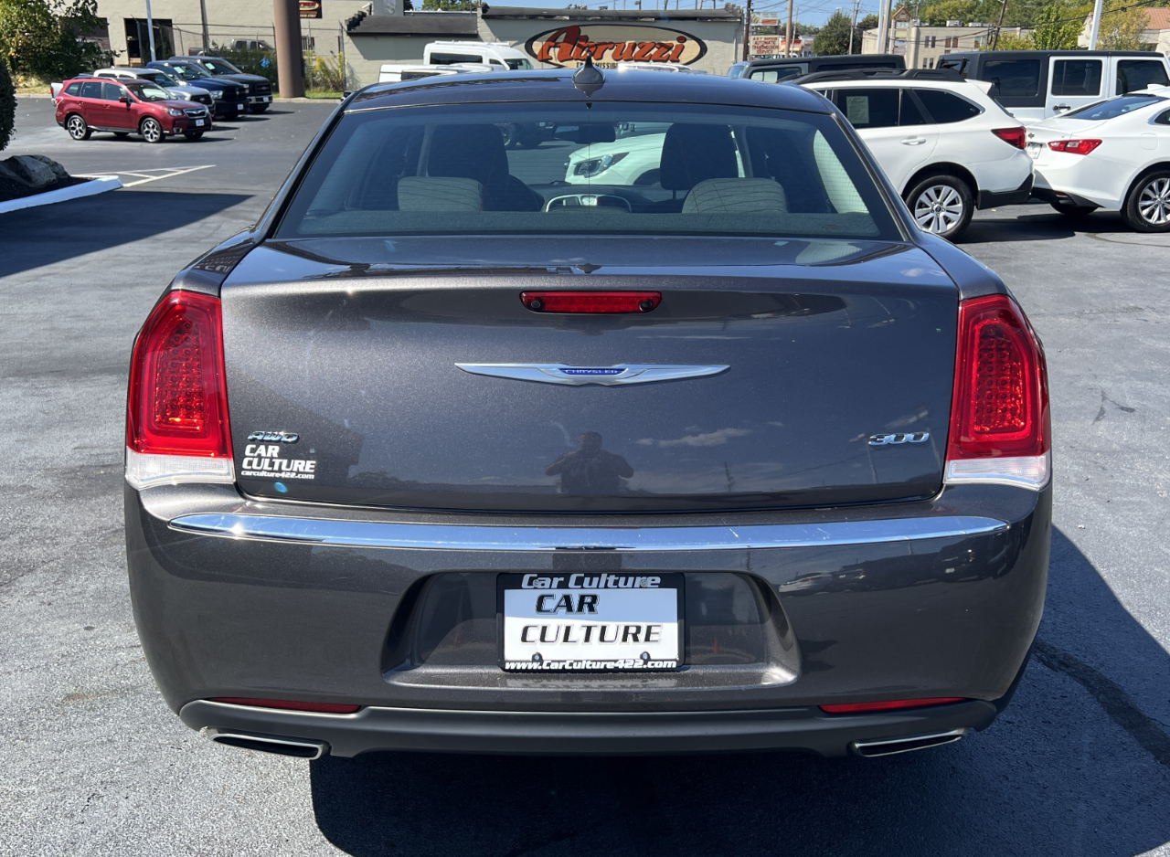 Chrysler 300 Touring AWD 2020 Chrysler 300 Touring AWD 2020