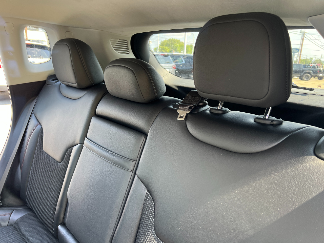 2019 Jeep Compass Trailhawk photo 16