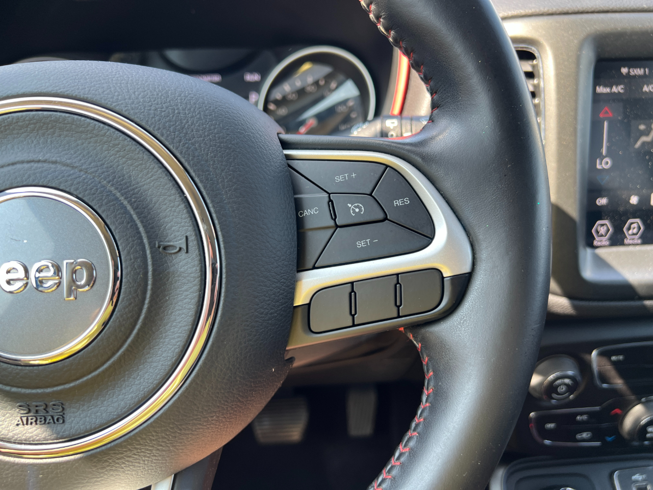 2019 Jeep Compass Trailhawk photo 30