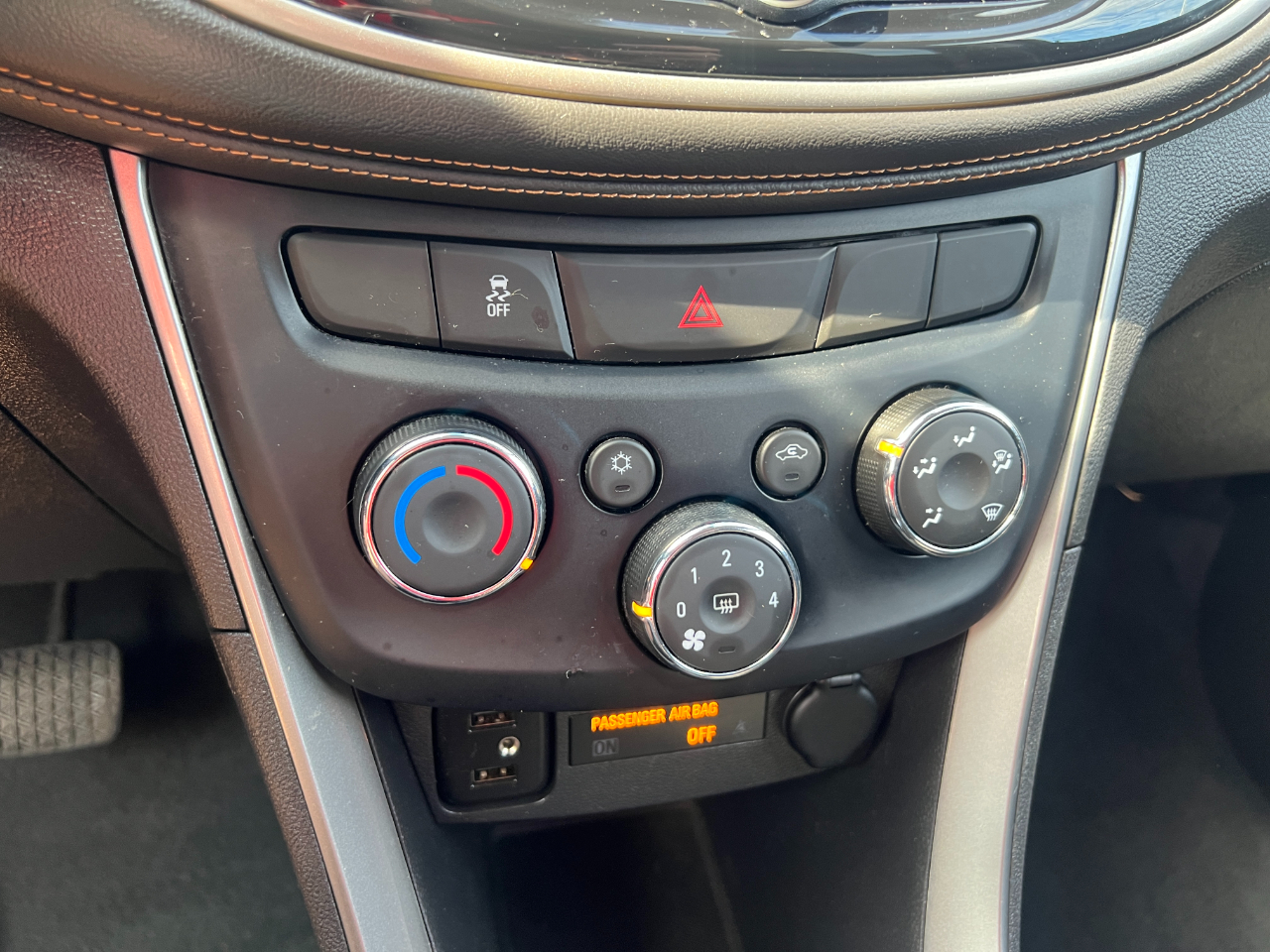 2020 Chevrolet Trax LS photo 35