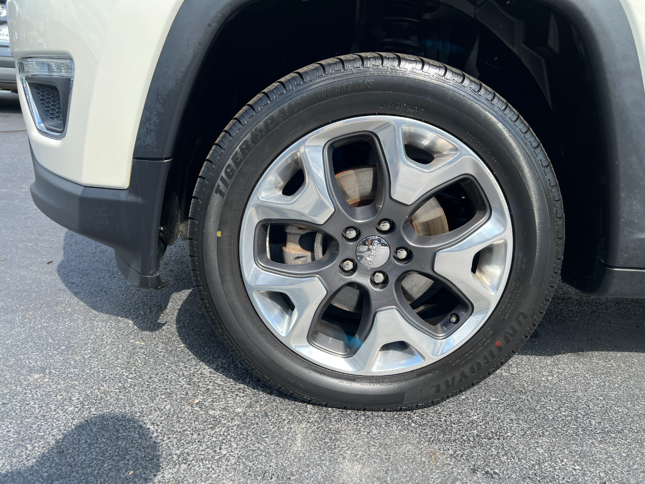 2019 Jeep Compass Limited photo 9