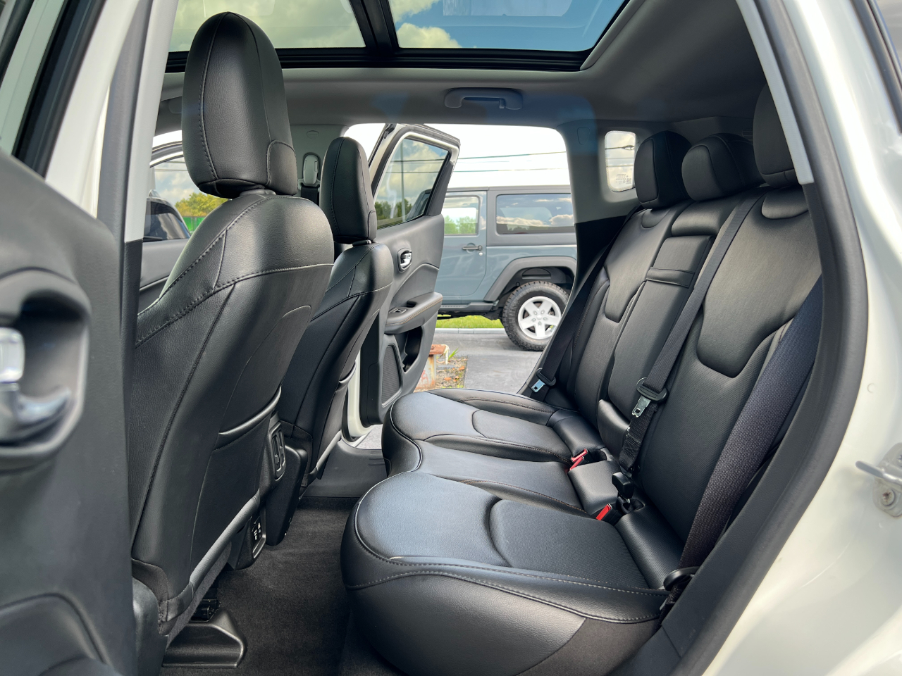 2019 Jeep Compass Limited photo 16