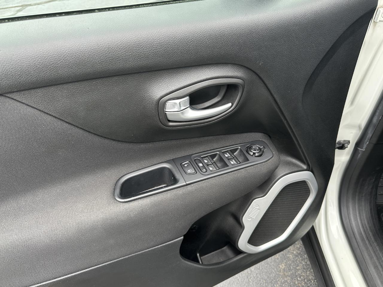 Jeep Renegade 4WD 4dr Sport 2019