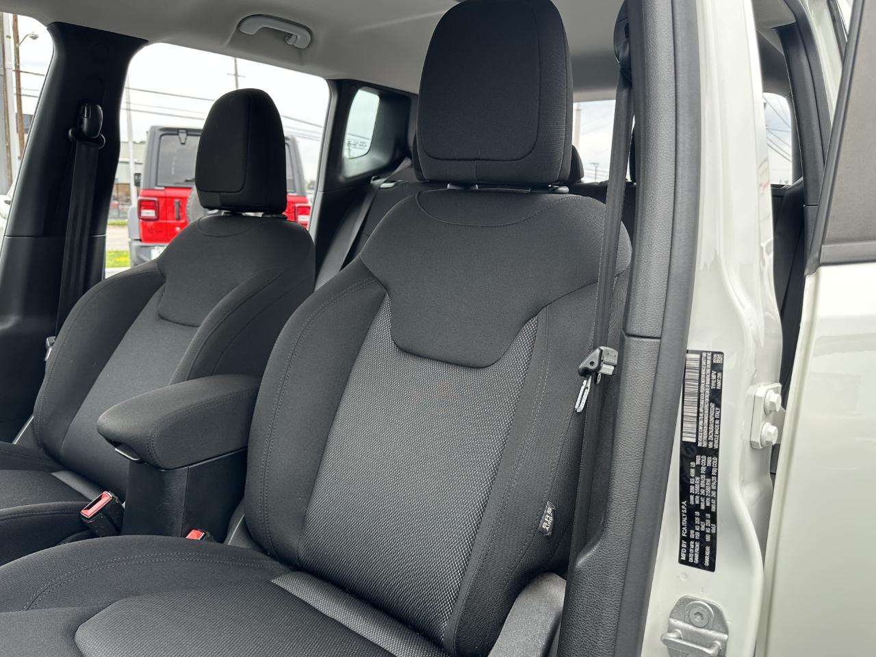 Jeep Renegade 4WD 4dr Sport 2019