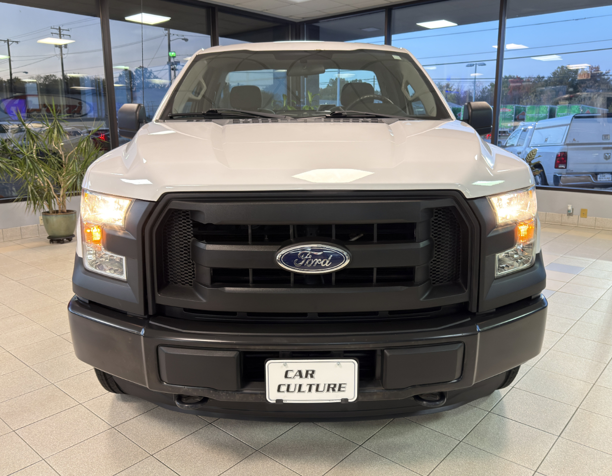 Ford F-150 XL Reg. Cab 4WD 2016 Ford F-150 XL Reg. Cab 4WD 2016