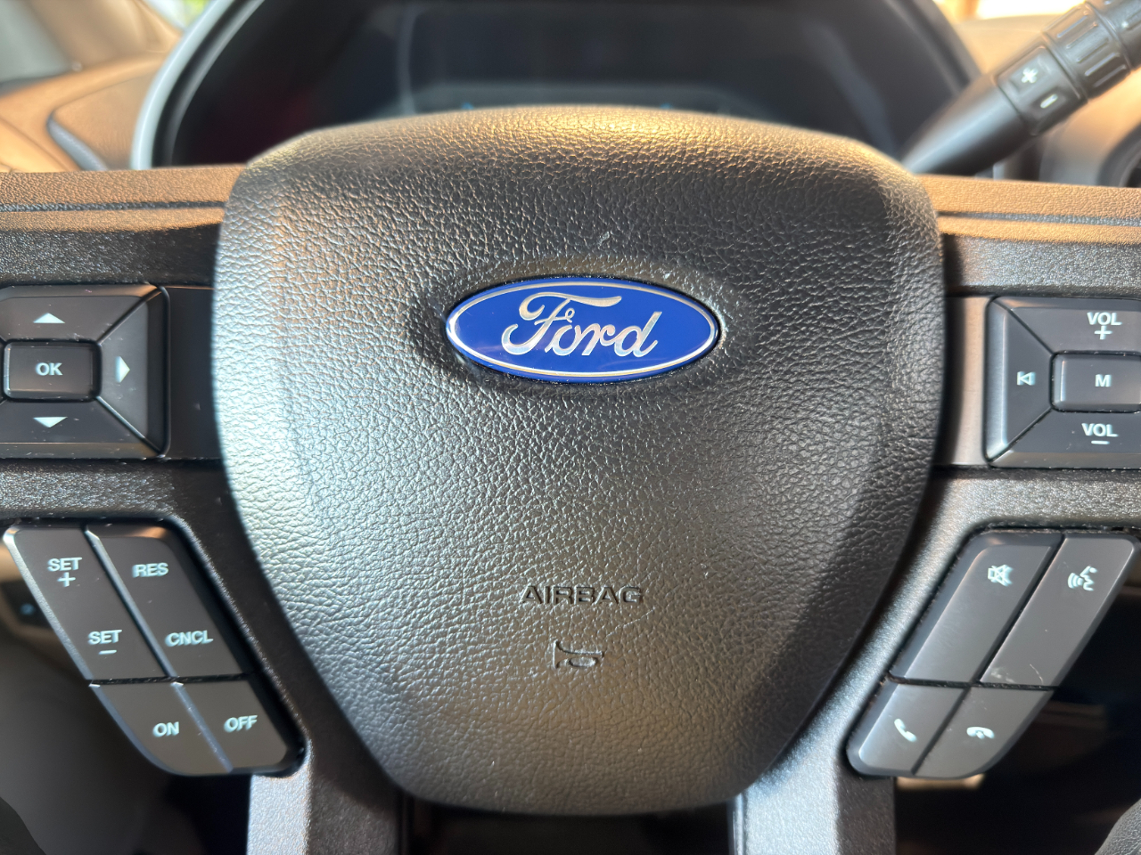 Ford F-150 XL Reg. Cab 4WD 2016 Ford F-150 XL Reg. Cab 4WD 2016