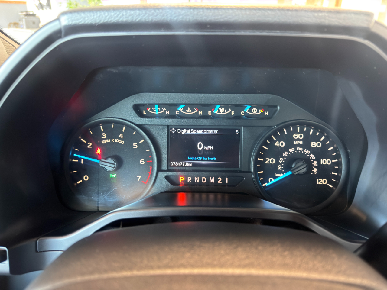 Ford F-150 XL Reg. Cab 4WD 2016 Ford F-150 XL Reg. Cab 4WD 2016