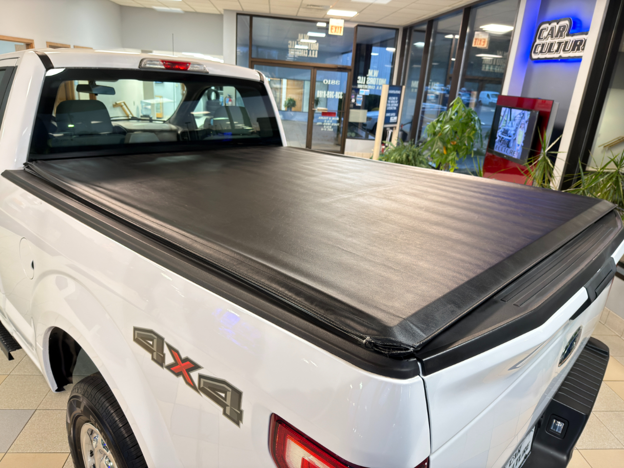 Ford F-150 XL Reg. Cab 4WD 2016 Ford F-150 XL Reg. Cab 4WD 2016