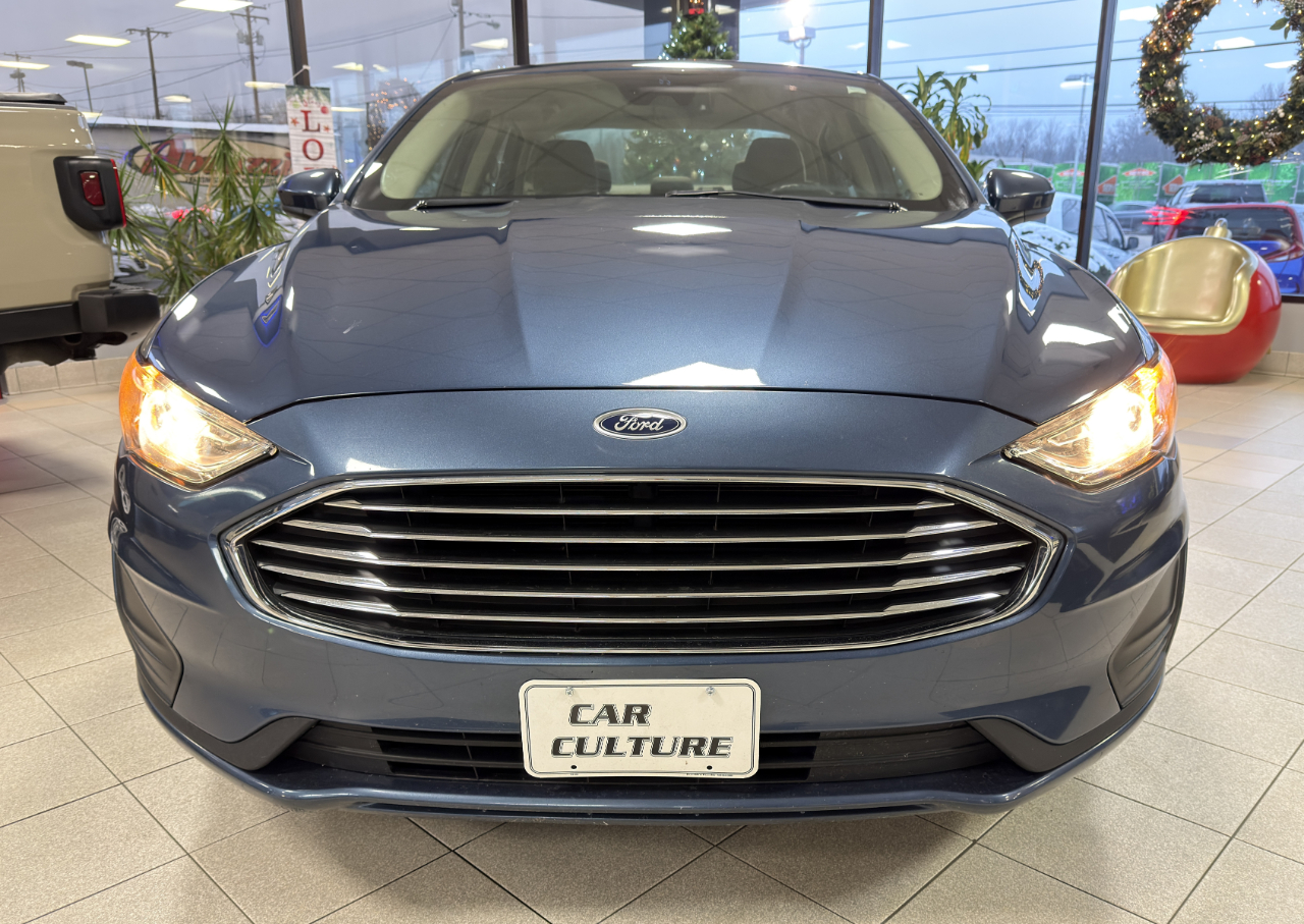 Ford Fusion SE FWD 2019