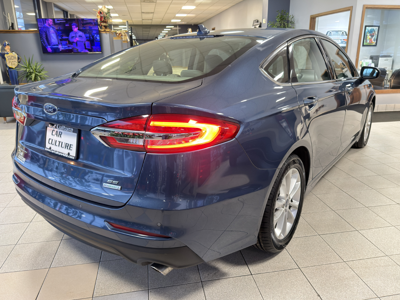 Ford Fusion SE FWD 2019