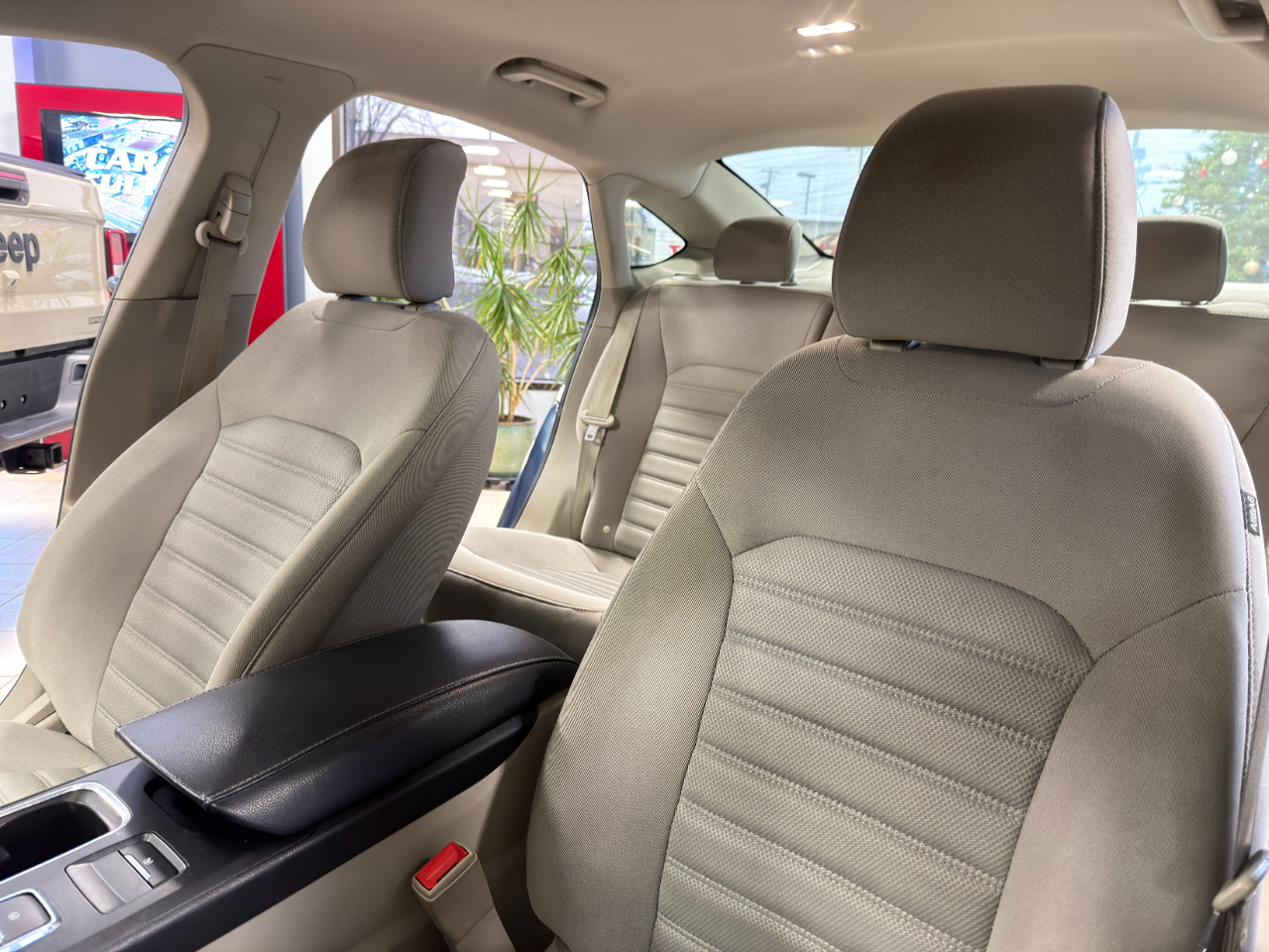 Ford Fusion SE FWD 2019