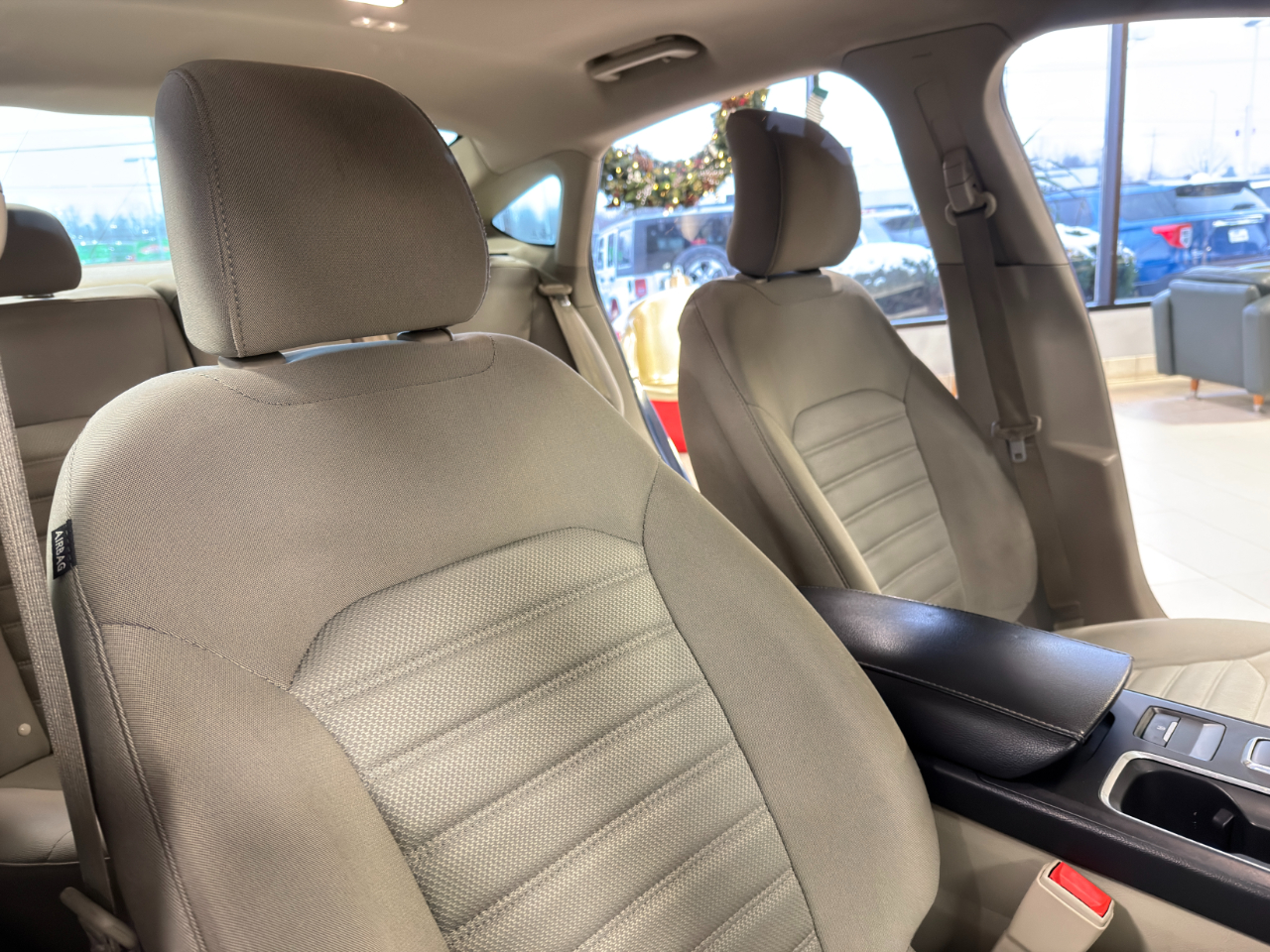 Ford Fusion SE FWD 2019