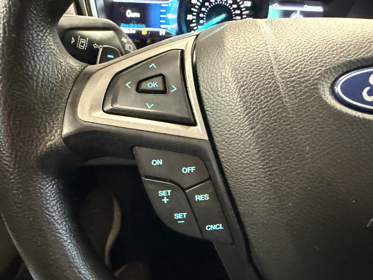 Ford Fusion SE FWD 2019