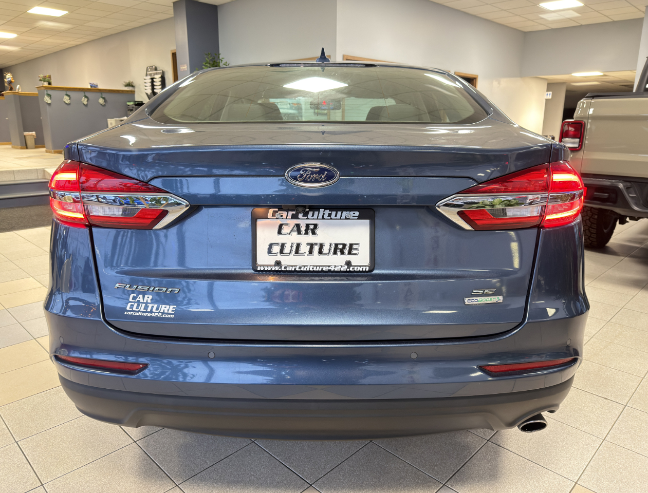 Ford Fusion SE FWD 2019