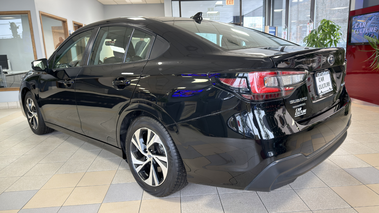 Subaru Legacy Premium AWD 2024