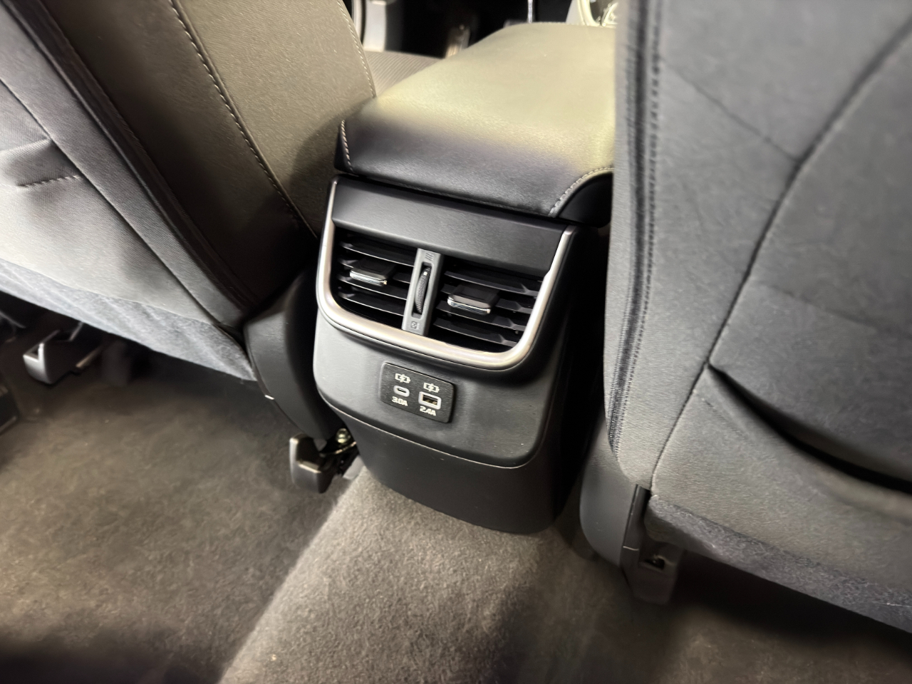 Subaru Legacy Premium AWD 2024