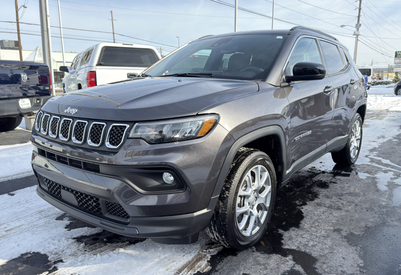 Jeep Compass Latitude Lux 4x4 2023