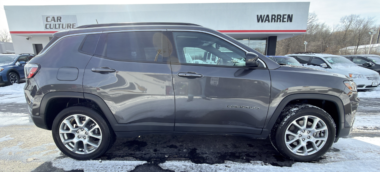 Jeep Compass Latitude Lux 4x4 2023