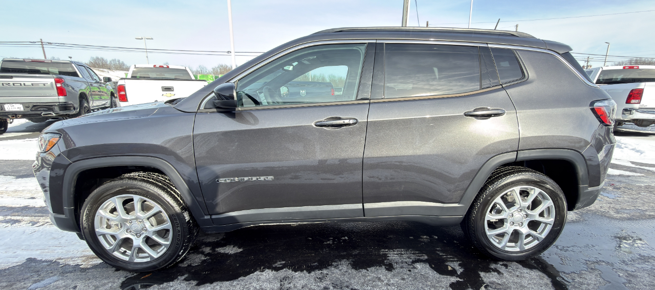 Jeep Compass Latitude Lux 4x4 2023